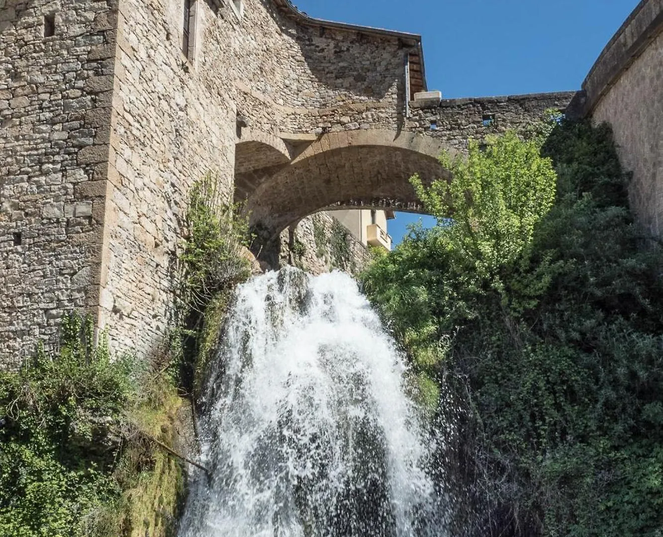 アパート Aux Doux Refuges De La Muse Appartement Montjaux フランス